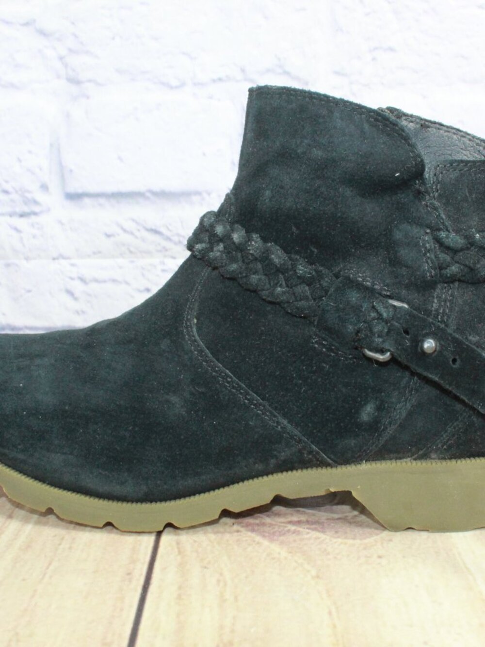 Teva De La Vina Womens 6.5 Black Suede Ankle Boots Waterproof Braided Side Zip